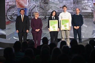 Turistična zveza Slovenije podelila znake gostoljubnosti - Črna in Slovenj Gradec bronasta